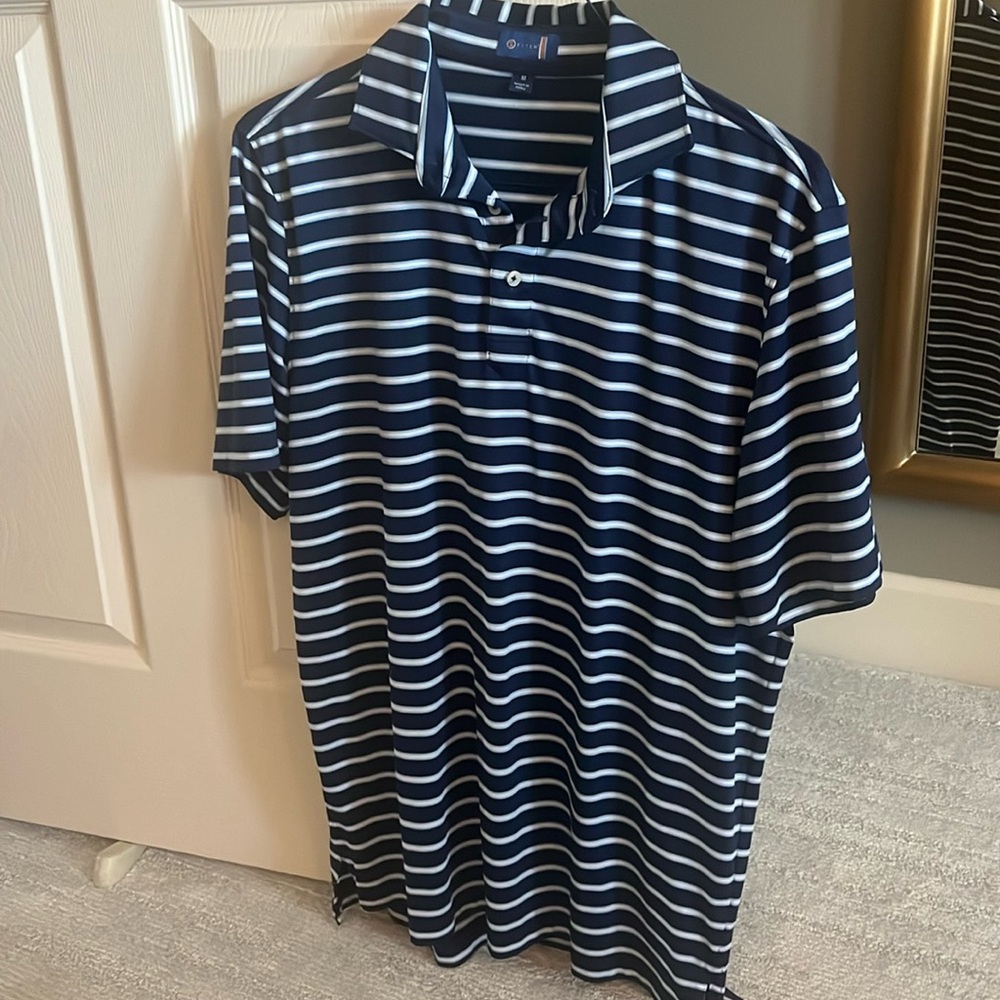 Stitch. Mens golf polo